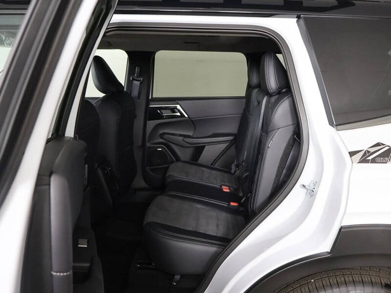 2025 Mitsubishi Outlander Trail Edition