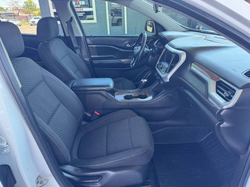 2018 GMC Acadia SLE-1