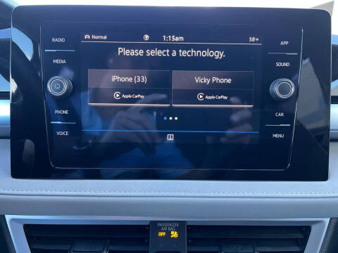 2025 Volkswagen Taos SE 4Motion