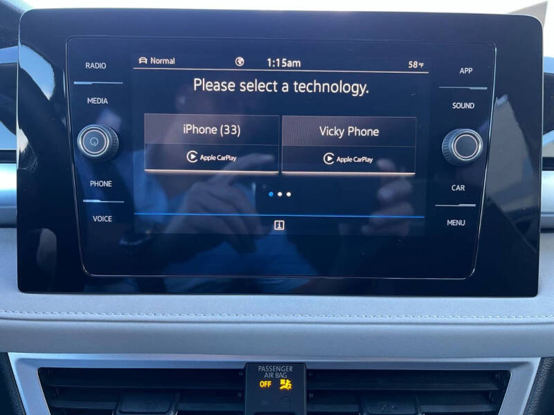 2025 Volkswagen Taos SE 4Motion