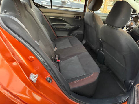 2022 Nissan Versa SR