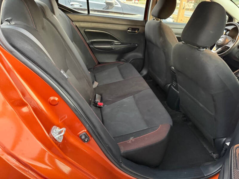 2022 Nissan Versa SR