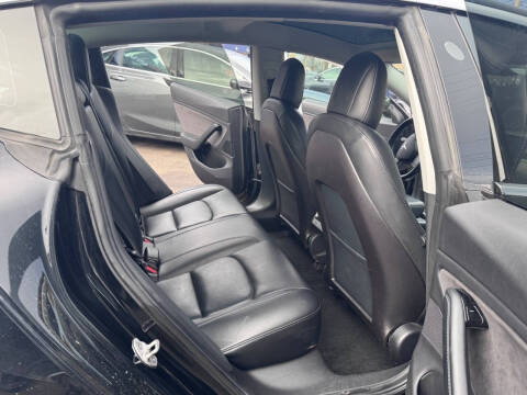 2019 Tesla Model 3 Standard Range Plus