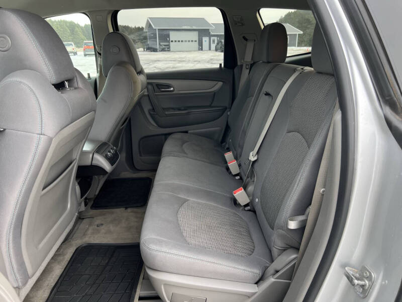 2017 Chevrolet Traverse LS