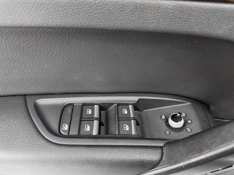 2018 Audi Q5 2.0T quattro Premium Plus