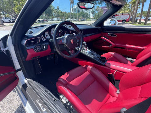 2015 Porsche 911 Turbo S