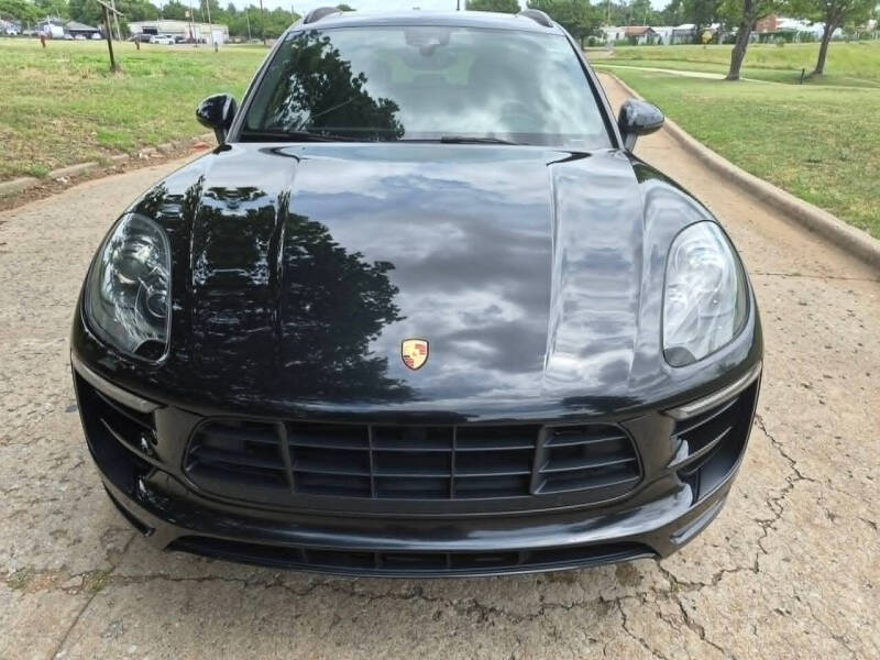 2017 Porsche Macan