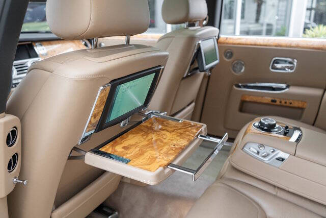 2017 Rolls-Royce Ghost