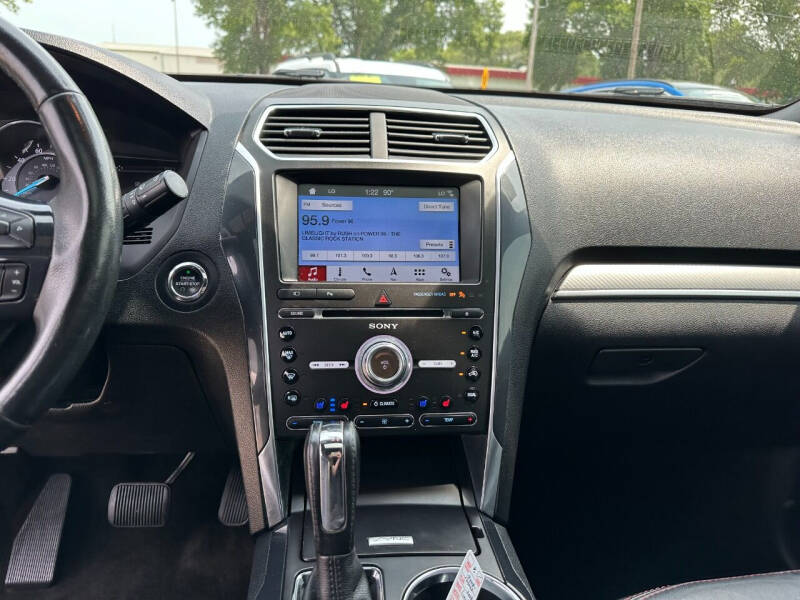 2017 Ford Explorer Sport