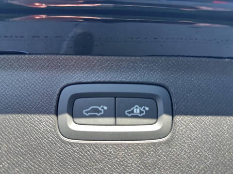 2026 Volvo XC90 B6 Plus 7P