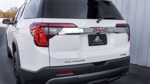 2023 GMC Acadia AT4