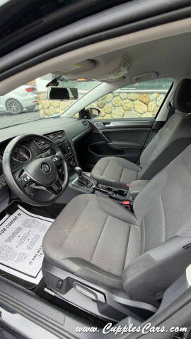 2019 Volkswagen Golf S