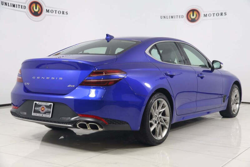 2022 Genesis G70
