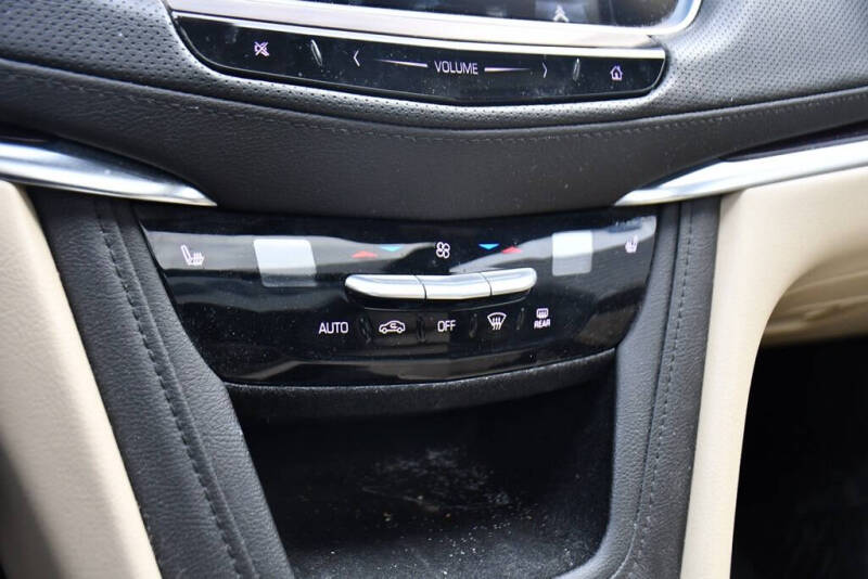 2018 Cadillac XT5 Luxury