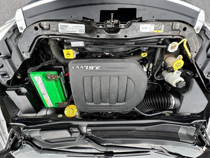 2016 Chrysler Town and Country Touring