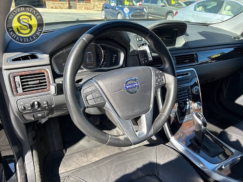 2016 Volvo XC70 T5 Drive-E Classic Premier