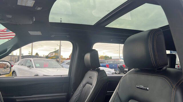 2022 Ford Expedition Platinum