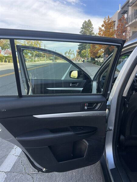 2012 Subaru Outback 2.5i