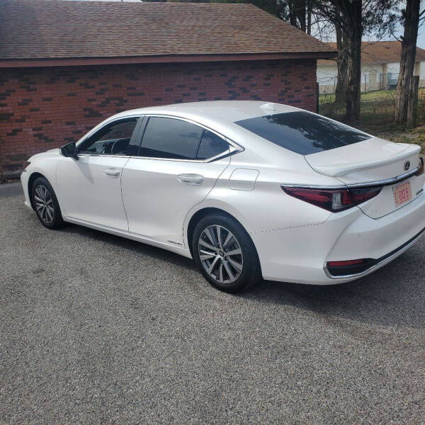 2021 Lexus ES 300h