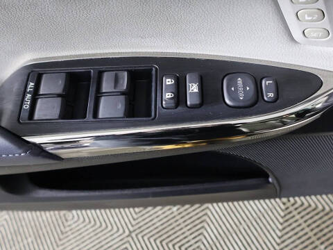 2013 Toyota Avalon XLE