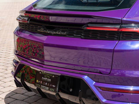 2025 Lamborghini Urus SE