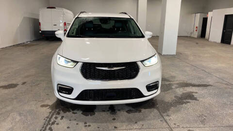 2021 Chrysler Pacifica Touring L