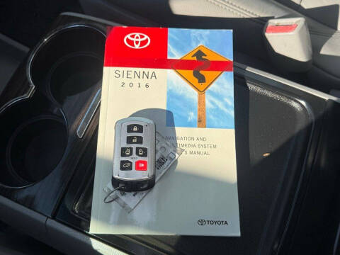 2016 Toyota Sienna