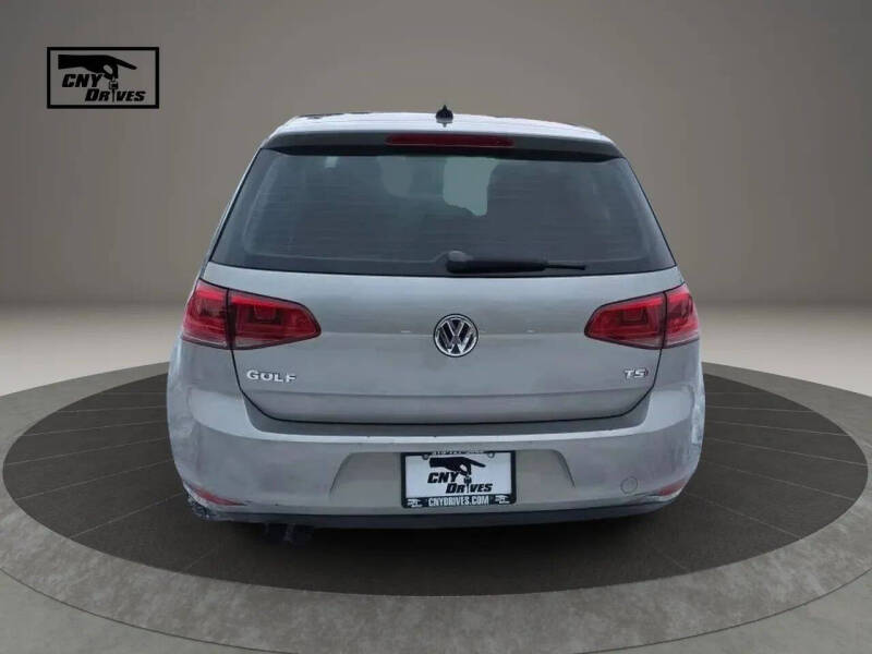 2016 Volkswagen Golf