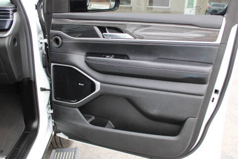 2022 Jeep Wagoneer Series III