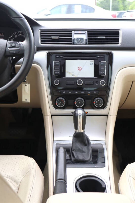 2013 Volkswagen Passat