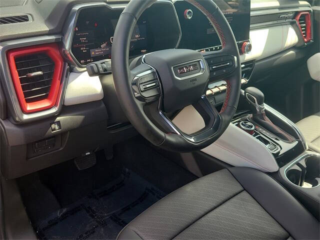 2024 GMC Canyon AT4X