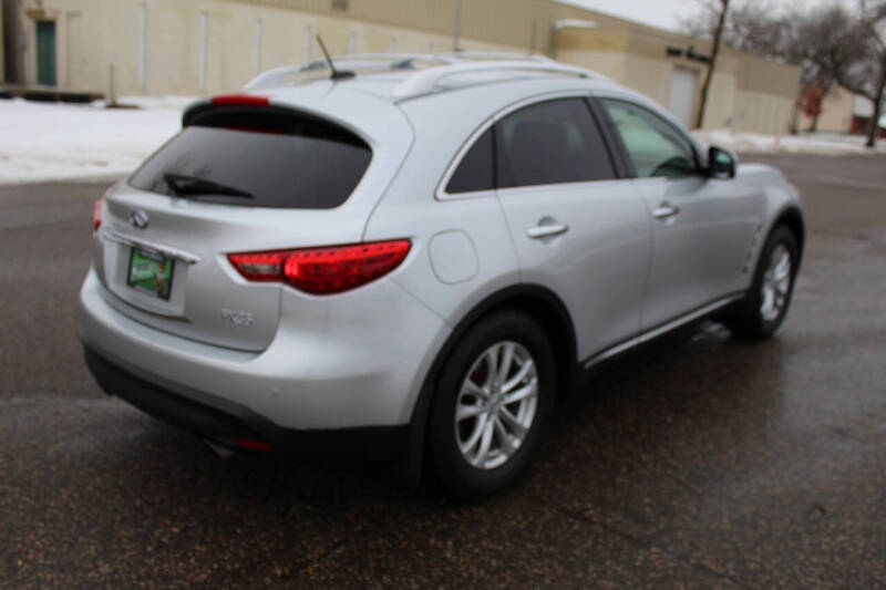 2010 Infiniti FX35