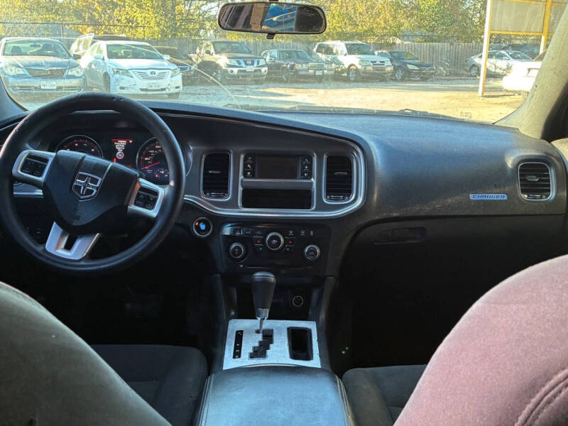 2014 Dodge Charger SE