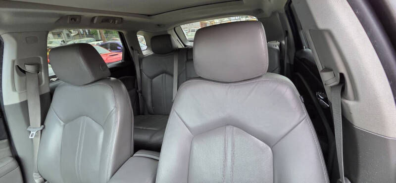 2010 Cadillac SRX Performance Collection