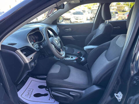 2018 Jeep Cherokee Latitude