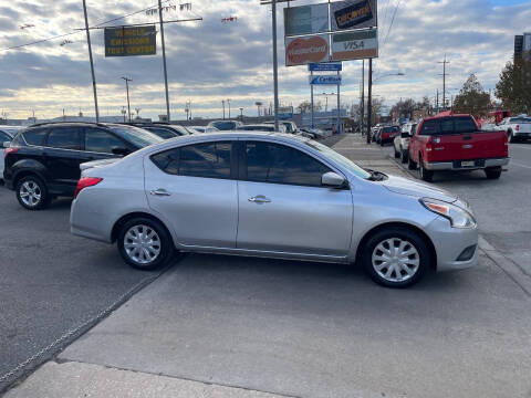 2019 Nissan Versa SV