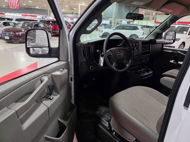 2026 GMC Savana 3500