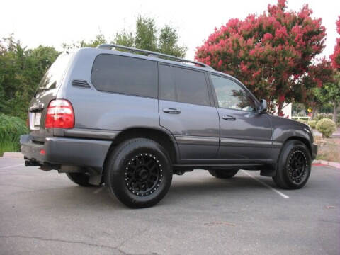 2004 Toyota Land Cruiser