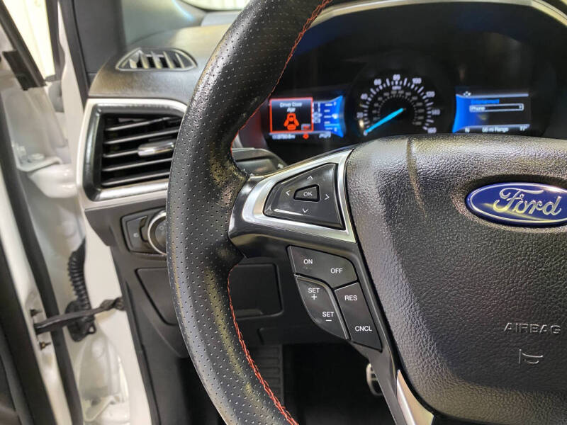 2024 Ford Edge ST-Line