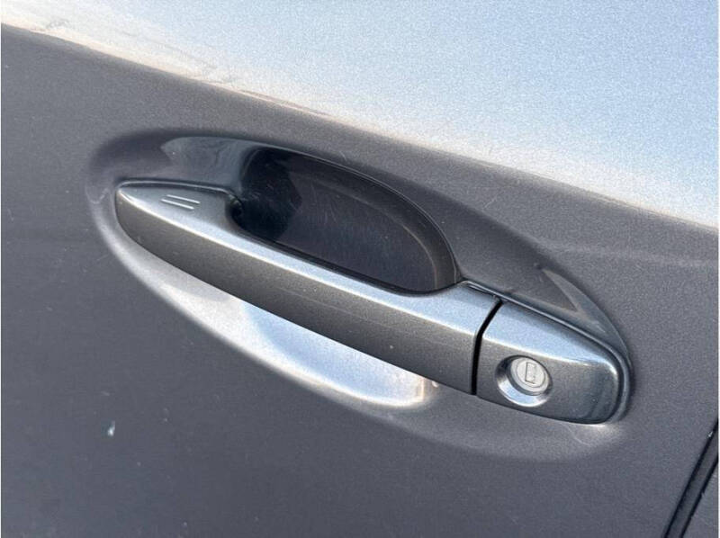 2012 Toyota Prius v