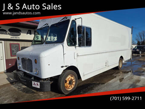 2010 Freightliner MT45 Chassis