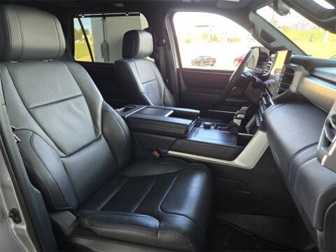 2024 Toyota Sequoia Capstone