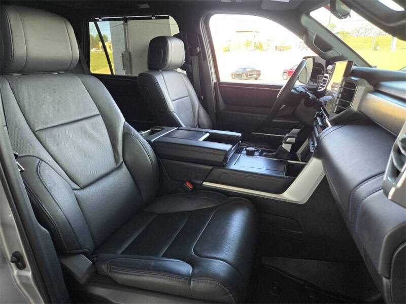 2024 Toyota Sequoia Capstone