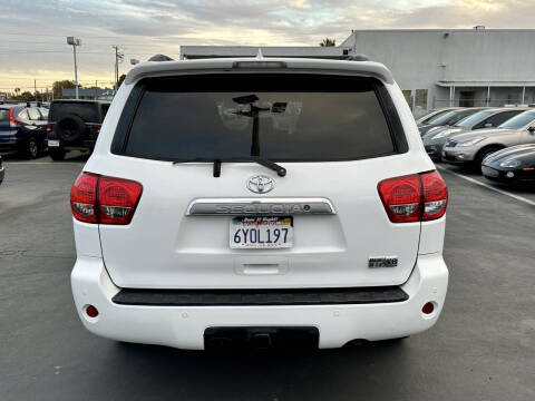 2012 Toyota Sequoia Limited