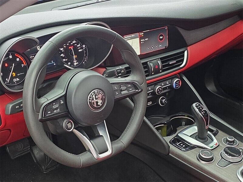 2021 Alfa Romeo Giulia Ti