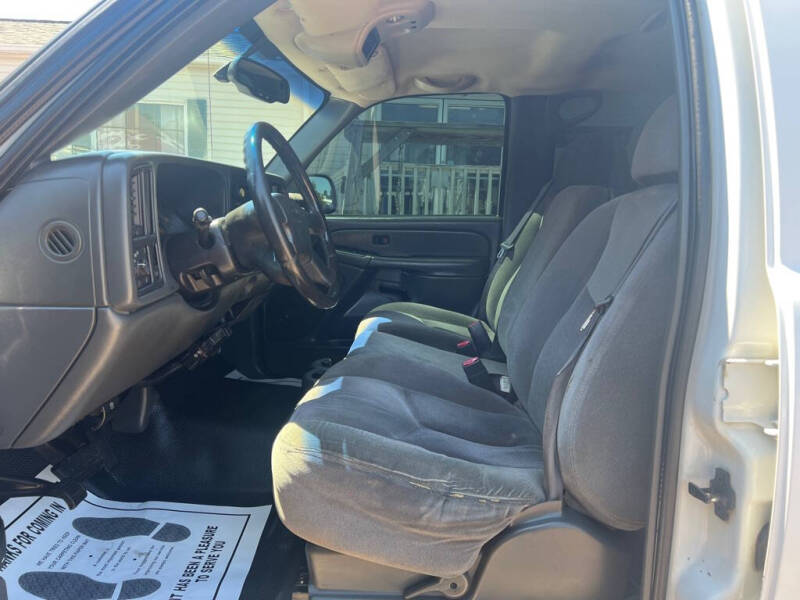2004 GMC Sierra 2500HD