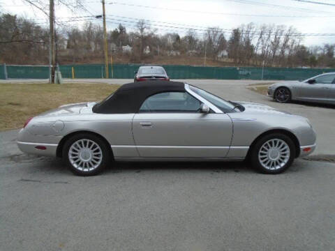 2005 Ford Thunderbird Deluxe