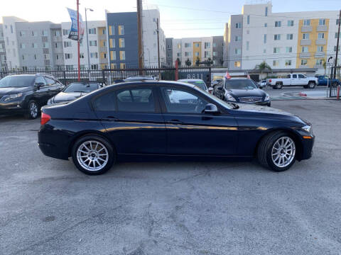 2014 BMW 3 Series 320i