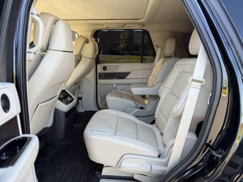 2018 Lincoln Navigator Select