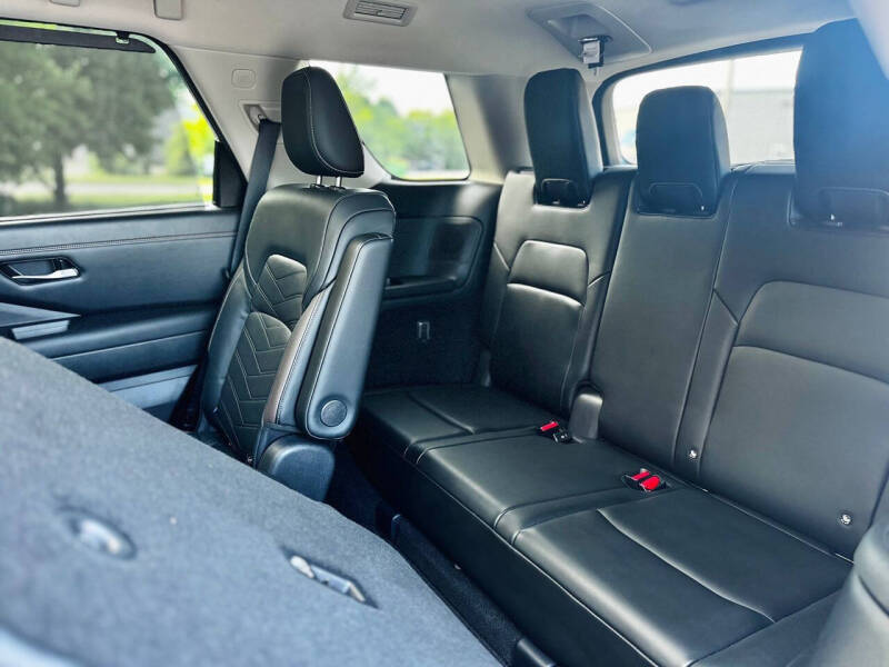 2022 Nissan Pathfinder Platinum